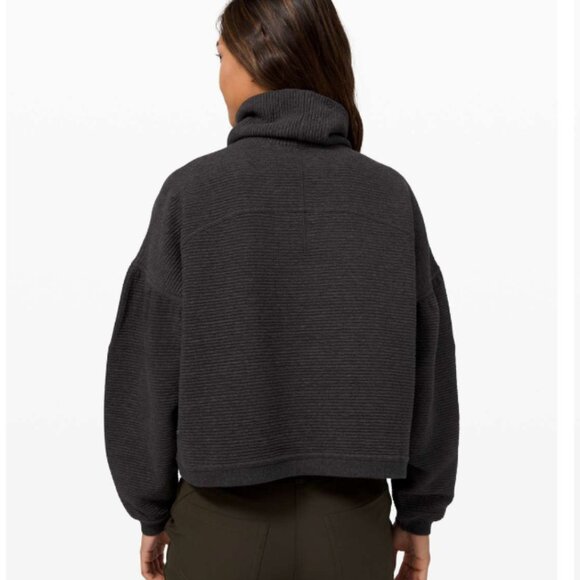 LULULEMON PEACEFUL MOMENTS PULLOVER - Picture 3 of 12